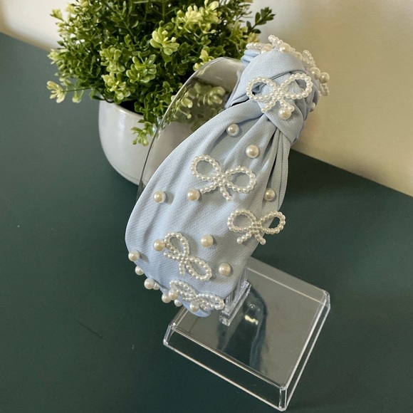 Light Bubble with Pearl Bows Top Knot Headband - Picture 3 of 3